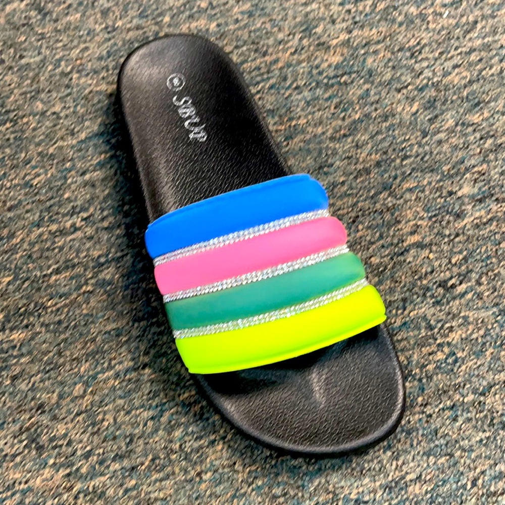 Multicolor rhinestone sandals